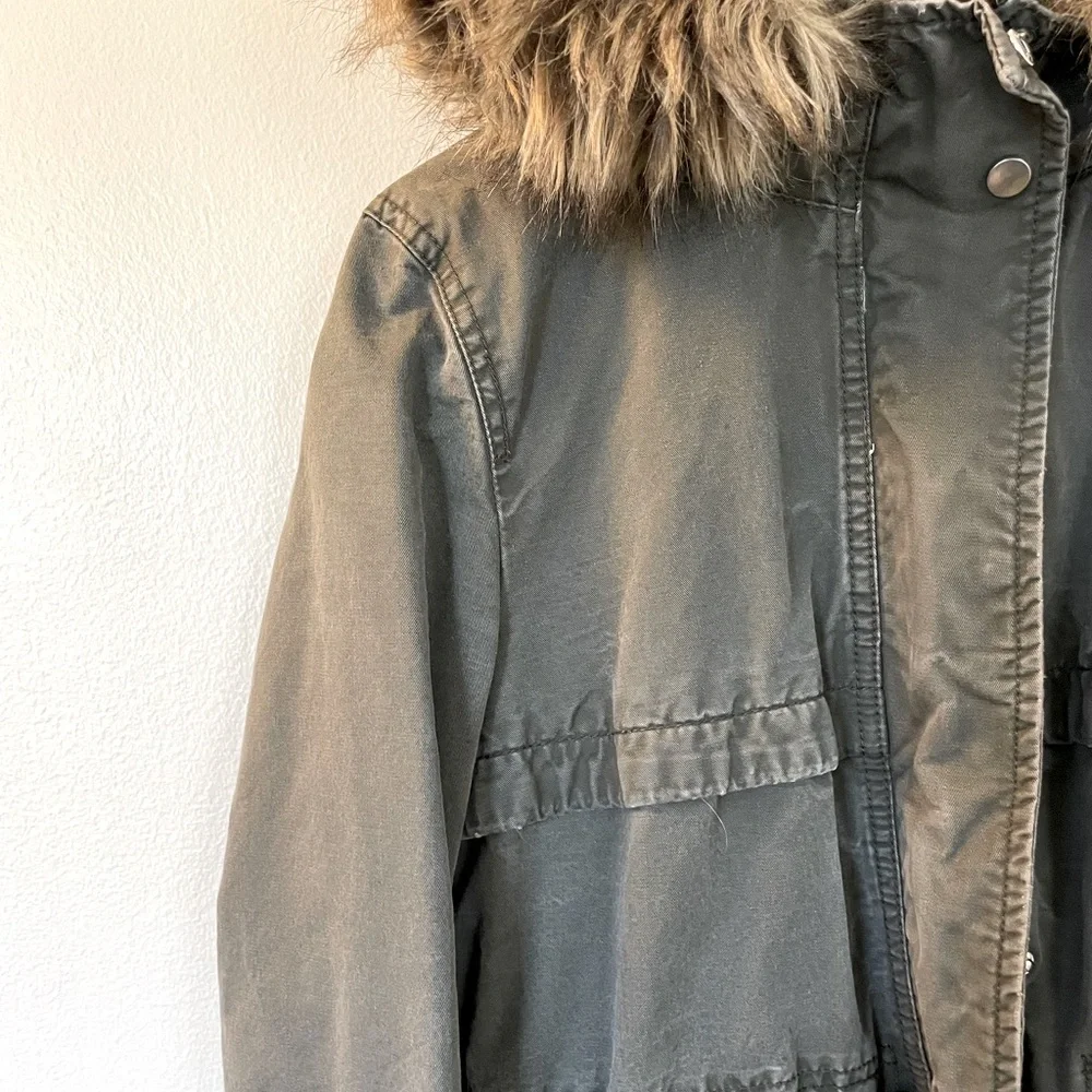 Divided | Olive Green Pile Lined Parka Fur Hood | Size 6 - Picture 2 of 12
